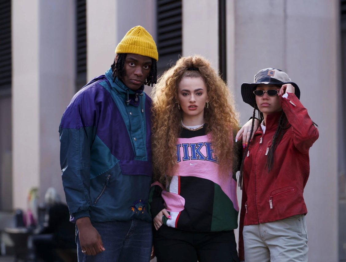 VINTAGE APPAREL