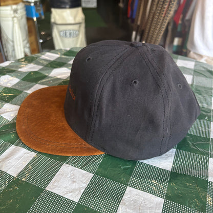 Vintage We Nyne Old Golles leather strap back