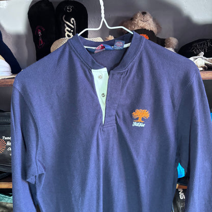 Vintage Oak Tree women's knit button up